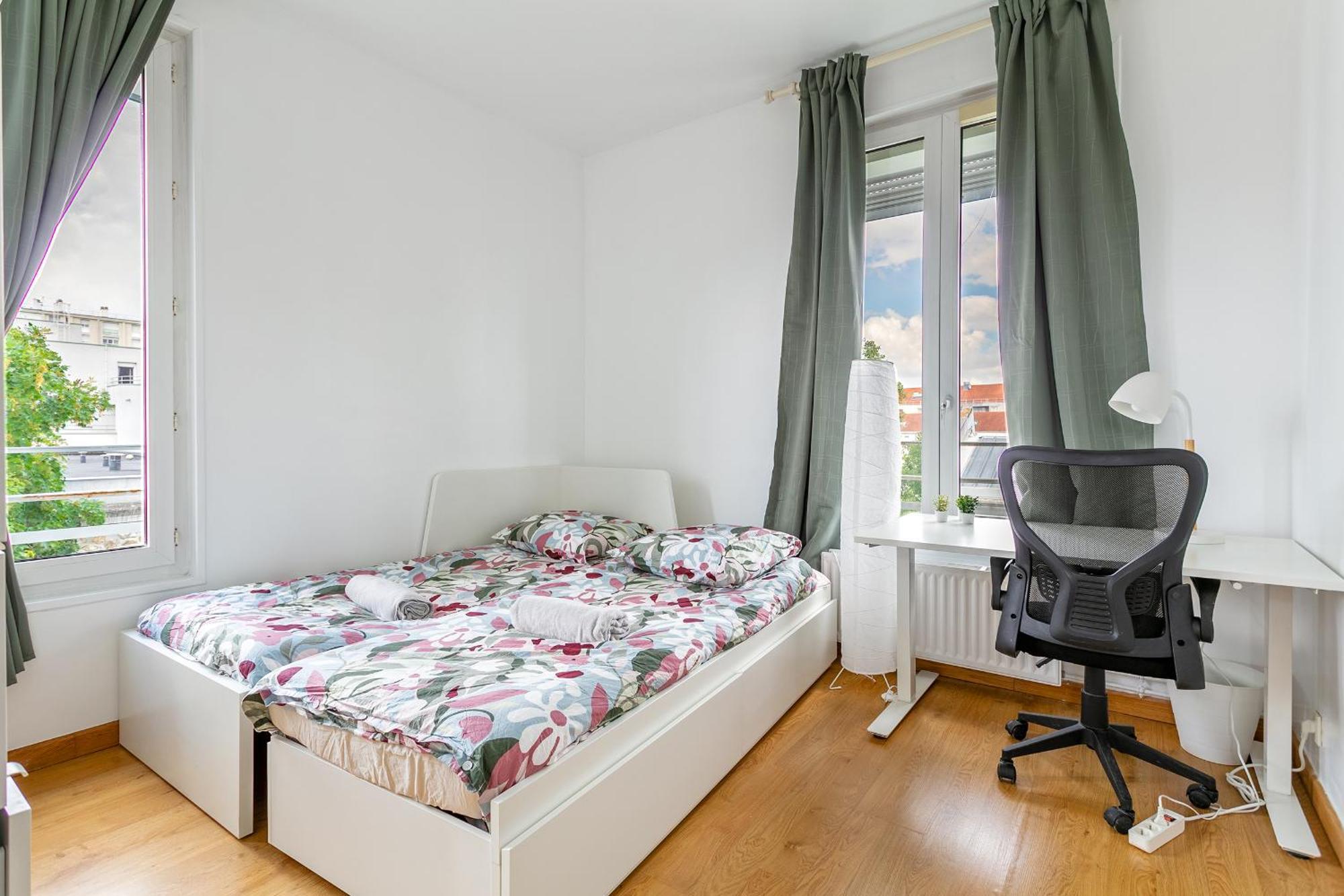 Parisian Penthouse With Large Terrasse Daire Pierrefitte-sur-Seine Dış mekan fotoğraf